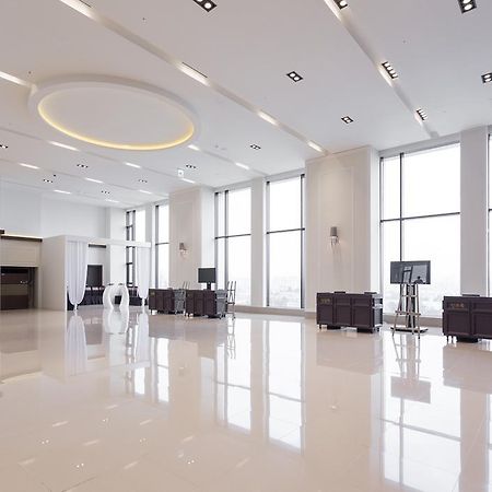 Charis Hotel Incheon Bagian luar foto