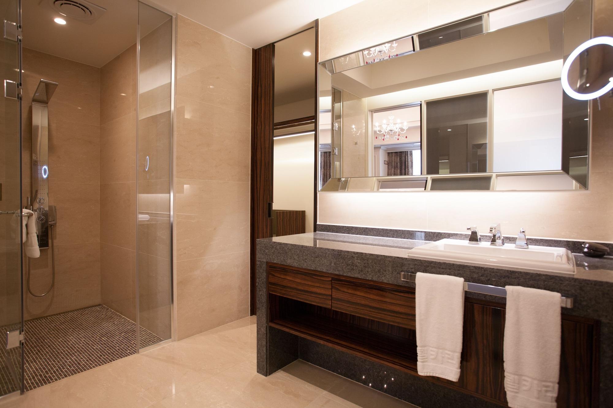 Charis Hotel Incheon Bagian luar foto