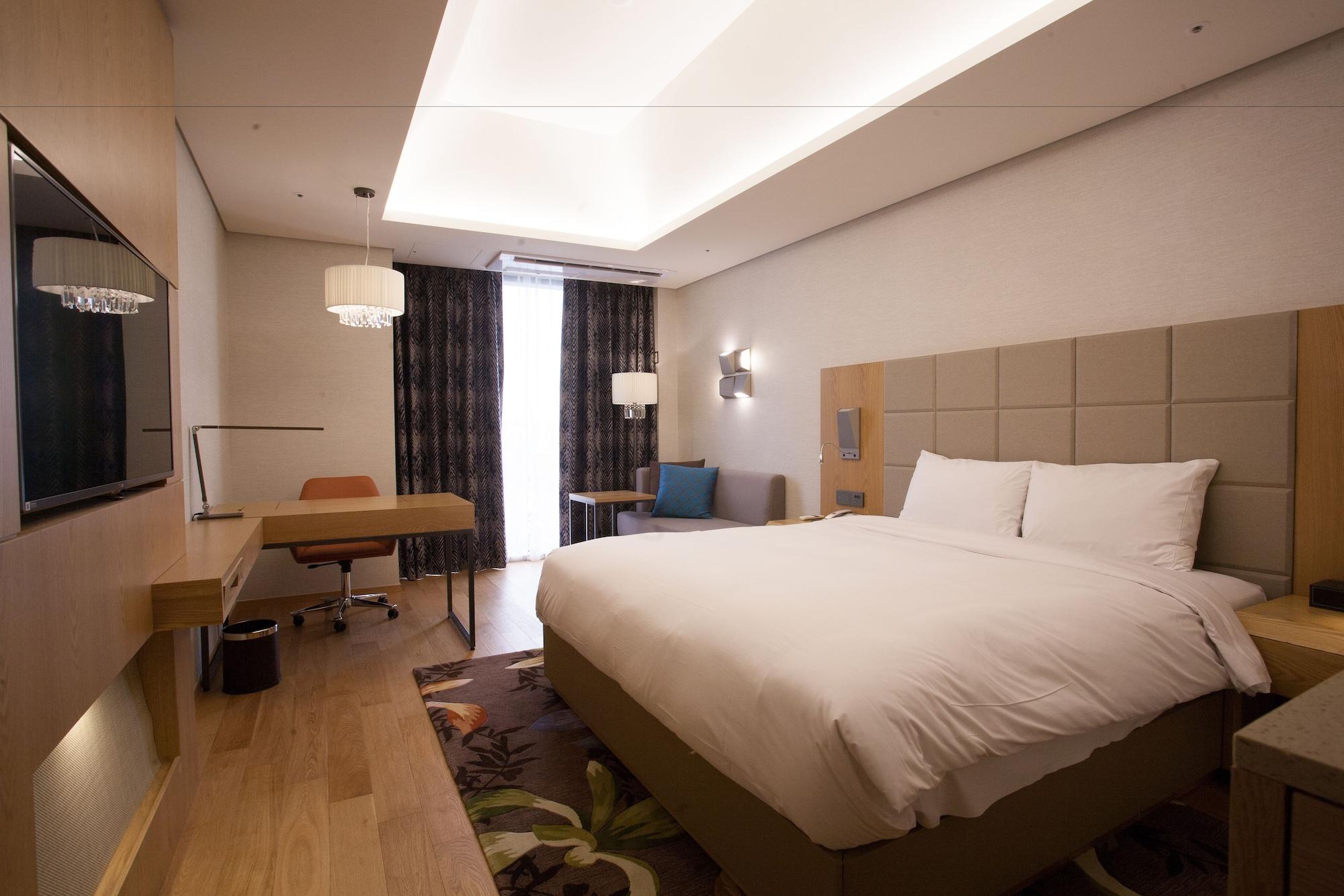 Charis Hotel Incheon Bagian luar foto