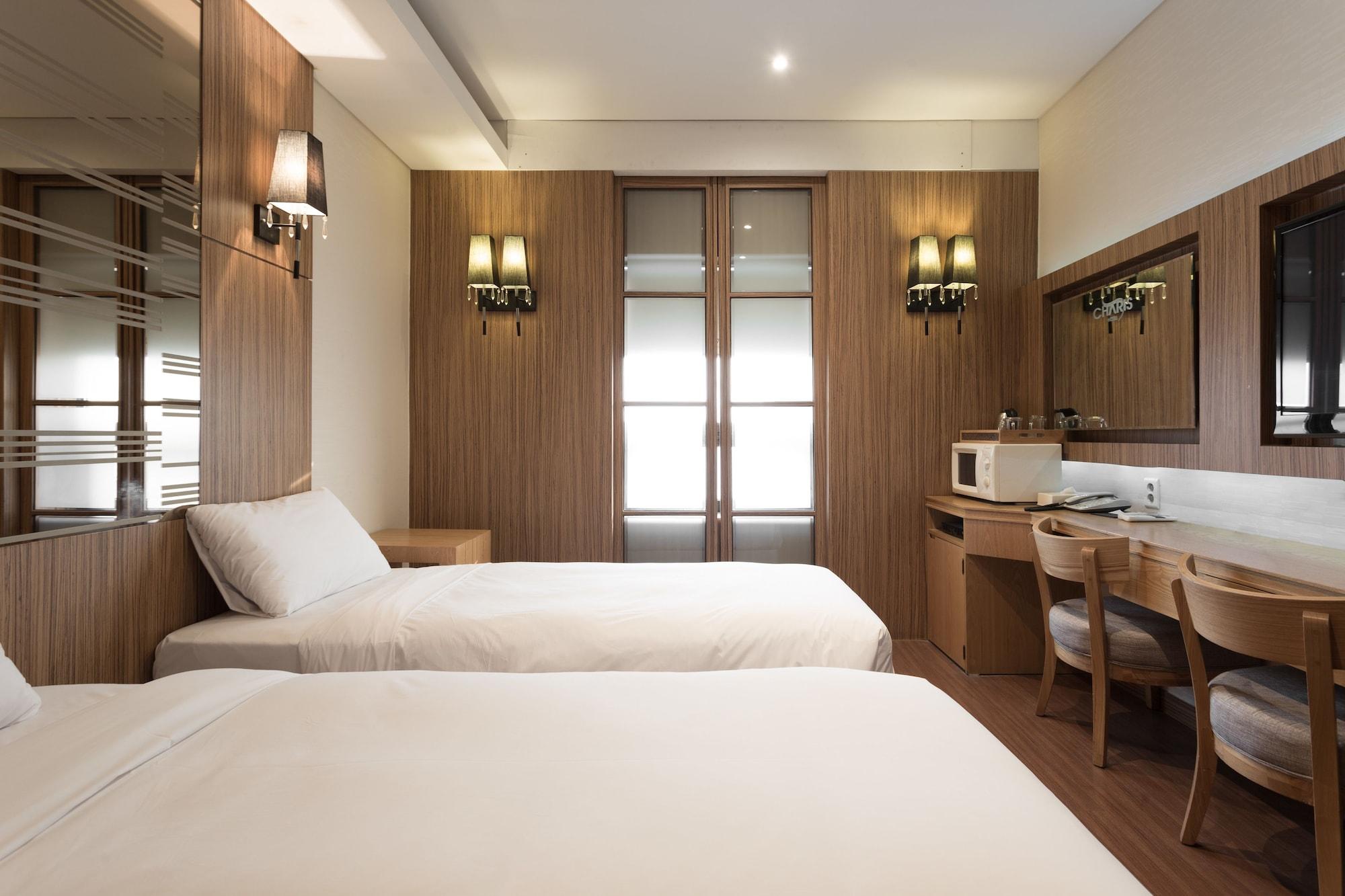 Charis Hotel Incheon Bagian luar foto