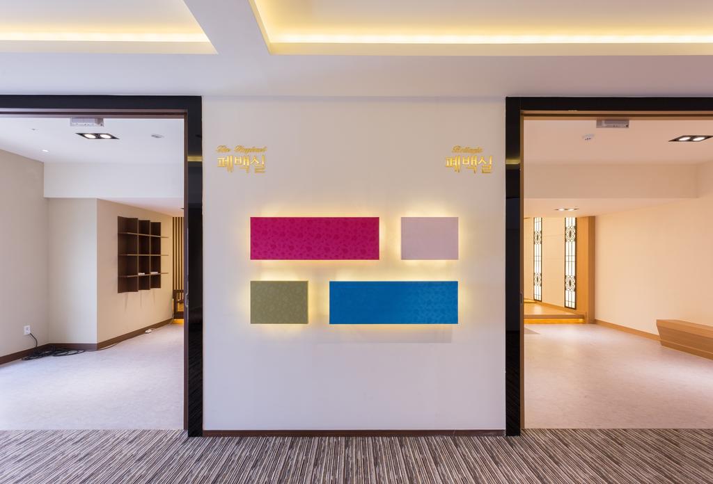 Charis Hotel Incheon Bagian luar foto