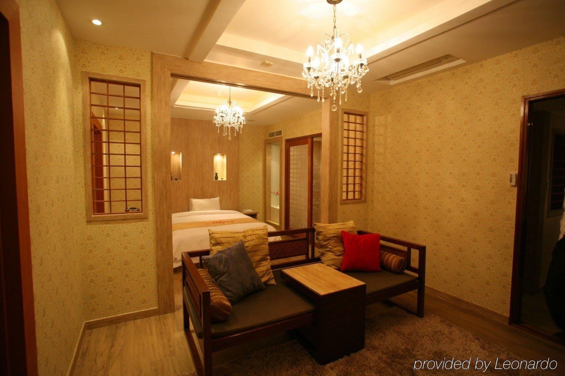 Charis Hotel Incheon Bagian luar foto